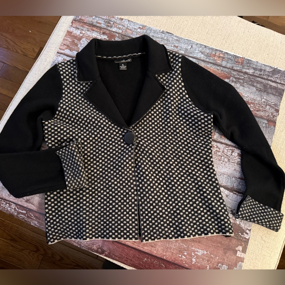 Willi Smith 💯 Merino Wool Black and White Cardigan Sweater One Large Button XL